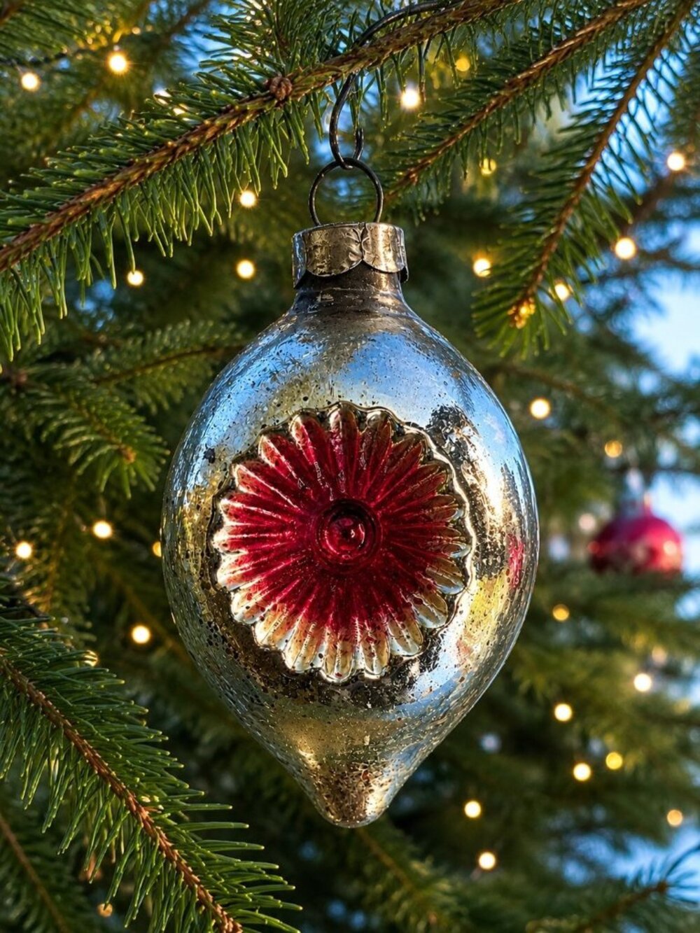 Vintage Mercury Glass Teardrop Reflector Christmas Ornament Red Silver Blue 3”